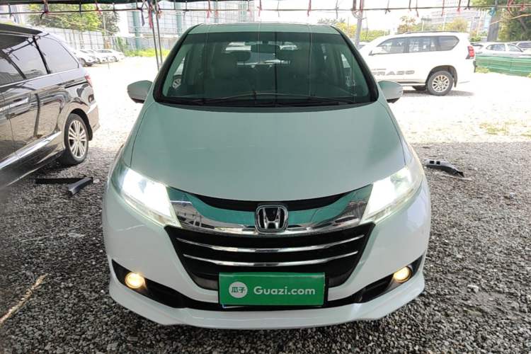 Used Honda Odyssey 2015 Revised 2.4L Luxury Edition Front