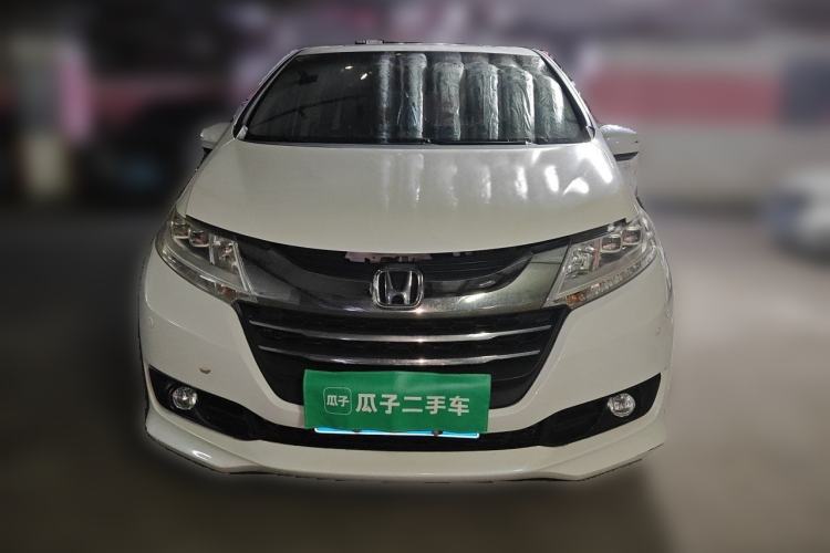 Used Honda Odyssey 2015 Revised 2.4L Luxury Edition Front