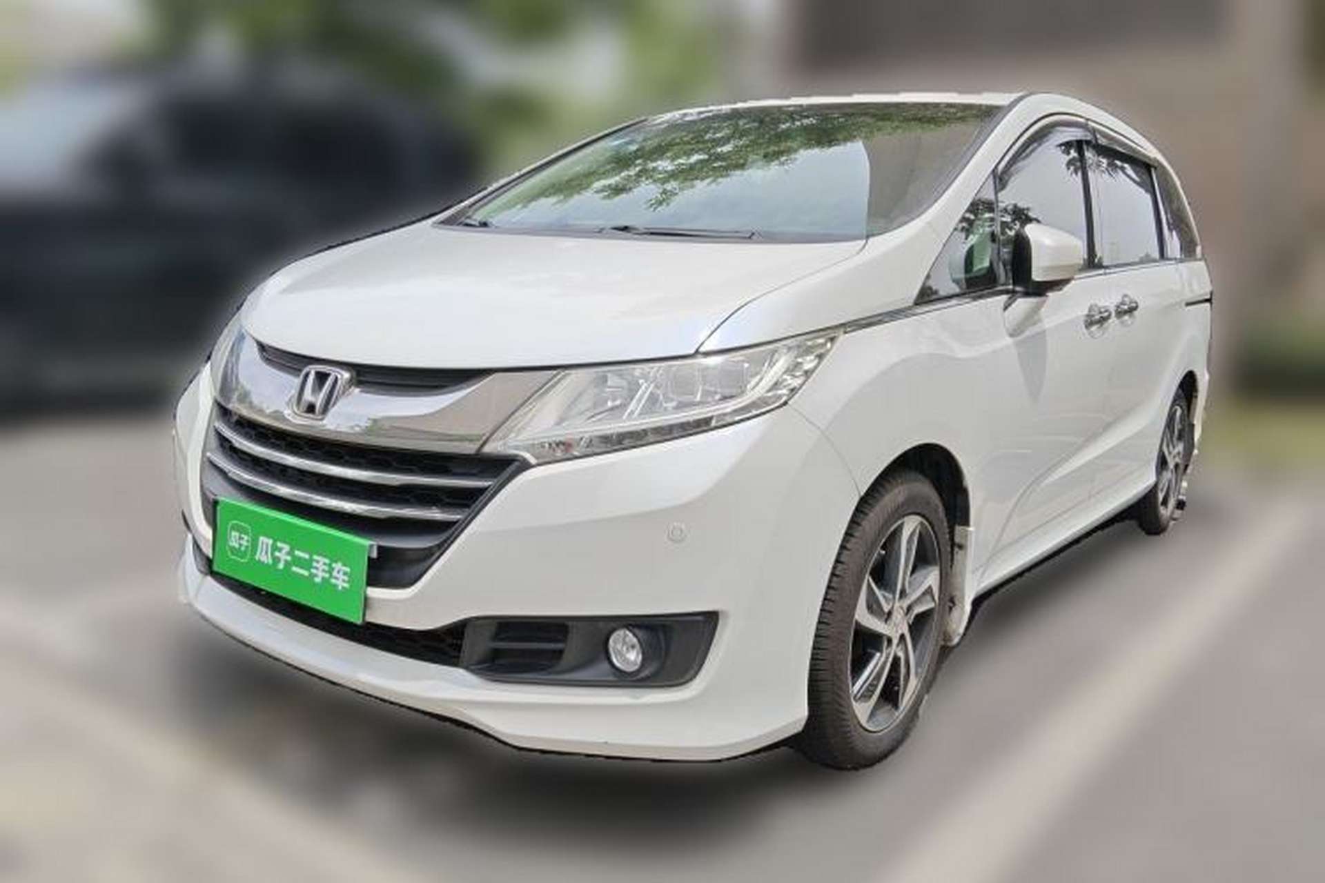 Used Honda Odyssey 2015 Updated Version 2.4L Smart Edition Front Left 45 Deg