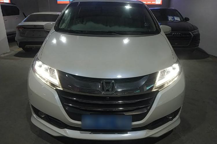 Used Honda Odyssey 2015 2.4L Supreme Edition Front