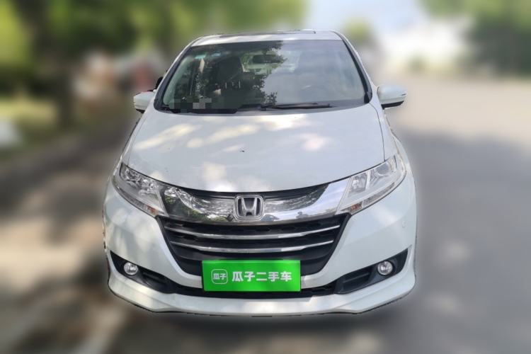 Used Honda Odyssey 2015 Revised 2.4L Luxury Edition Front