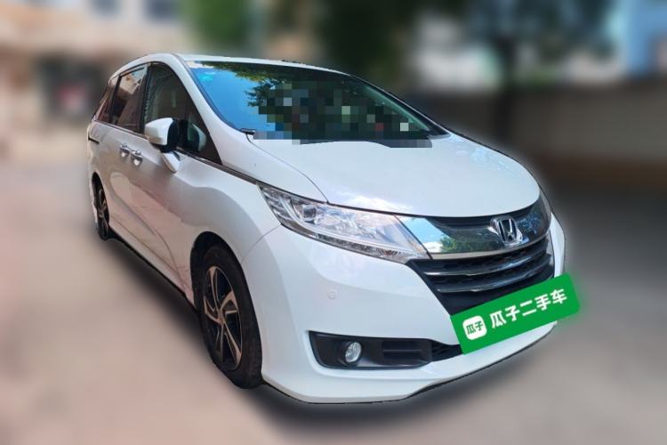 Used Honda Odyssey 2015 2.4L Smart Edition Front Right 45 Deg