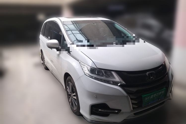 Used Honda Odyssey 2015 2.4L Smart Edition Front Right 45 Deg