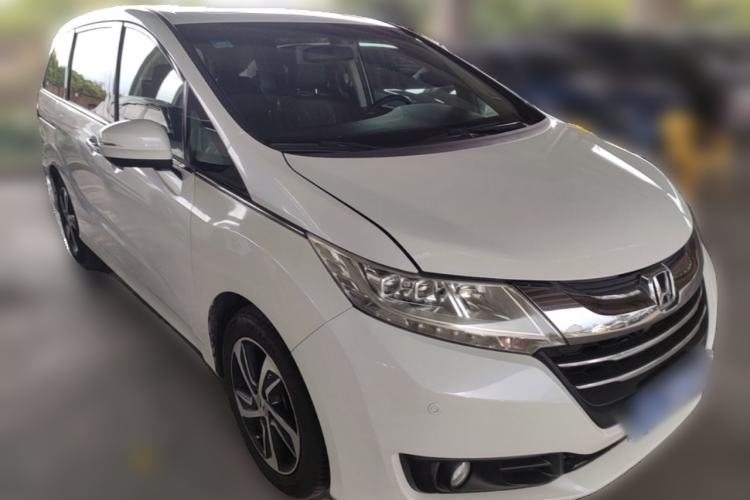 Used Honda Odyssey 2015 2.4L Smart Edition Front Right 45 Deg