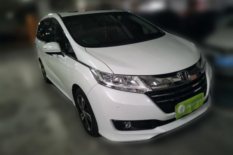 Used Honda Odyssey 2015 2.4L Smart Edition Front Right 45 Deg