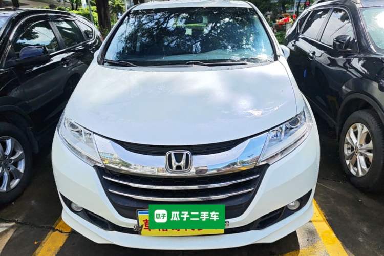 Used Honda Odyssey 2015 2.4L Comfort Edition Front