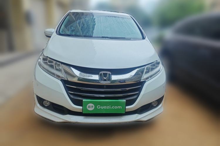 Used Honda Odyssey 2015 Revised Version 2.4L Supreme Edition Front