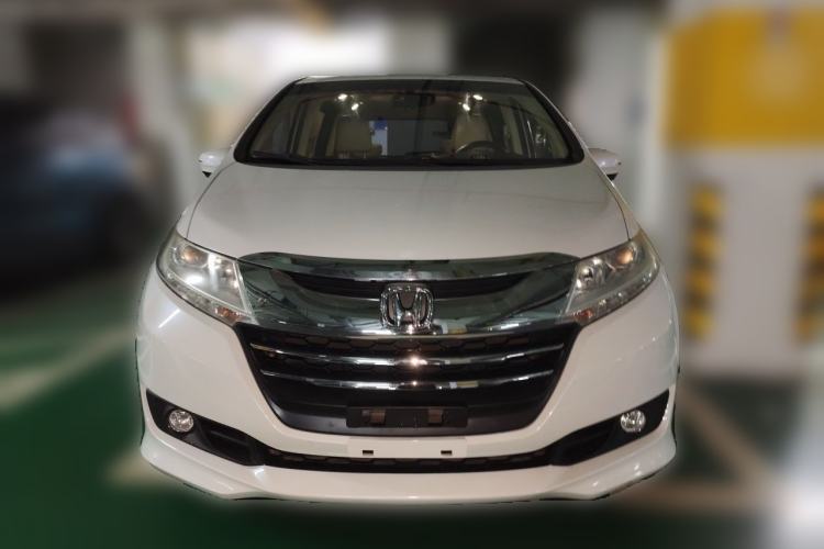 Used Honda Odyssey 2015 Revised 2.4L Luxury Edition Front