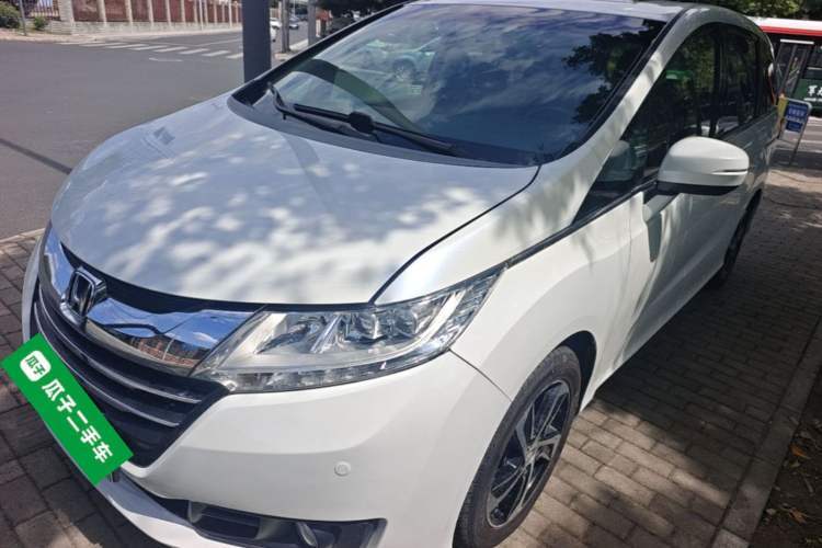 Used Honda Odyssey 2015 2.4L Smart Edition Guazi used car, China used car export, Used car for sale, Used Honda cars, Cheapest cars for sale