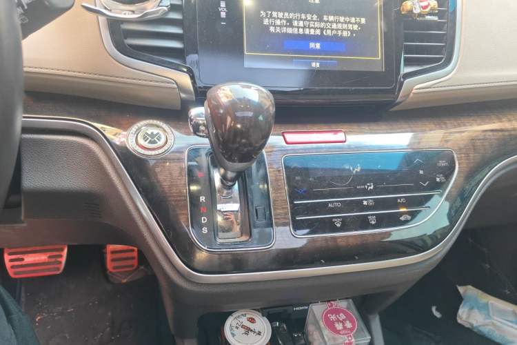 Used Honda Odyssey 2015 2.4L Luxury Edition Gear Lever