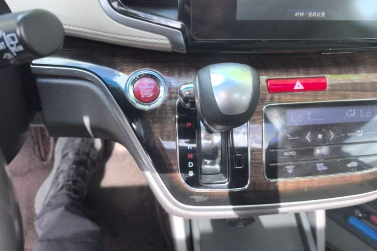 Used Honda Odyssey 2015 2.4L Prestige Edition Gear Lever