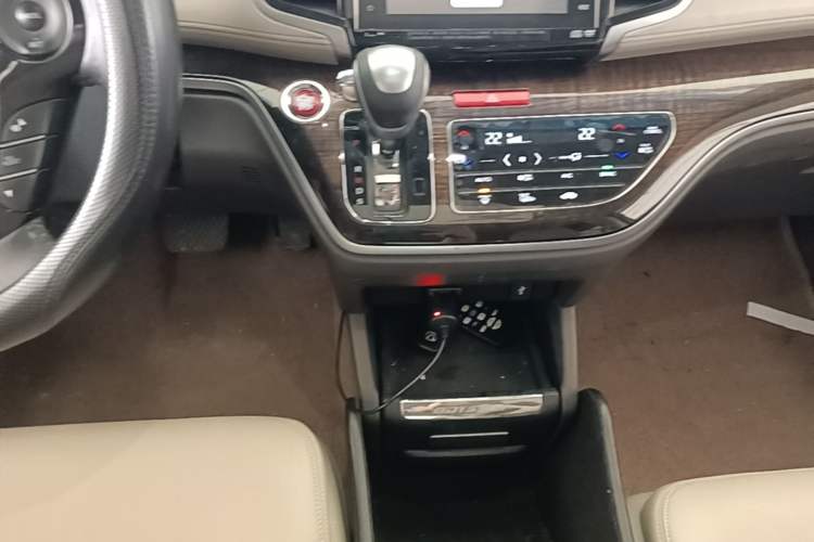 Used Honda Odyssey 2015 2.4L Prestige Edition Gear Lever