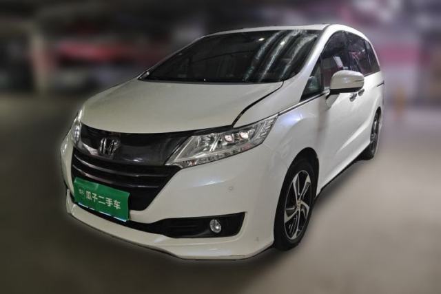 Used Honda Odyssey 2015 Revised 2.4L Luxury Edition