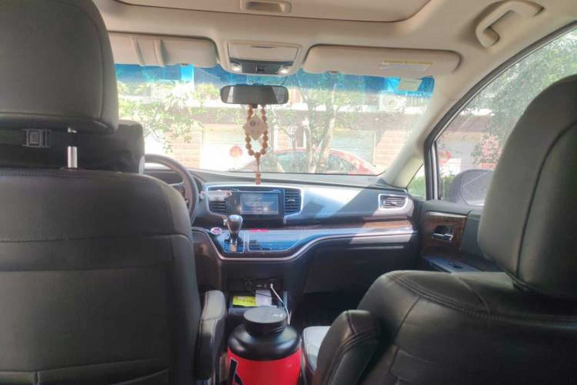 Used Honda Odyssey 2015 Updated Version 2.4L Smart Edition Headliner