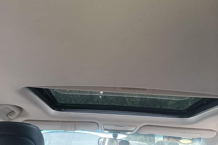 Used Honda Odyssey 2015 Updated Version 2.4L Smart Edition Headliner