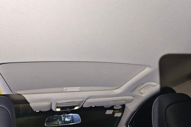 Used Honda Odyssey 2015 Updated Version 2.4L Smart Edition Headliner