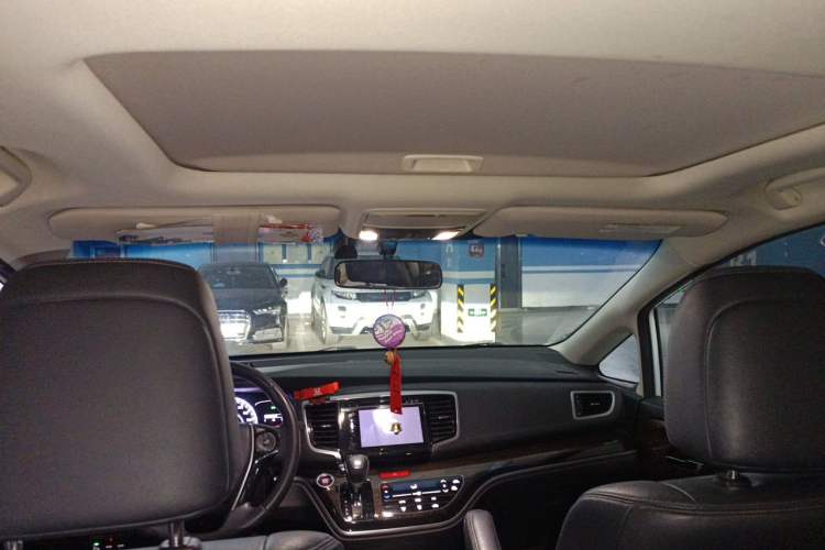 Used Honda Odyssey 2015 Updated Version 2.4L Smart Edition Headliner