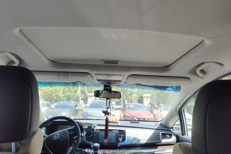 Used Honda Odyssey 2015 2.4L Smart Edition Headliner