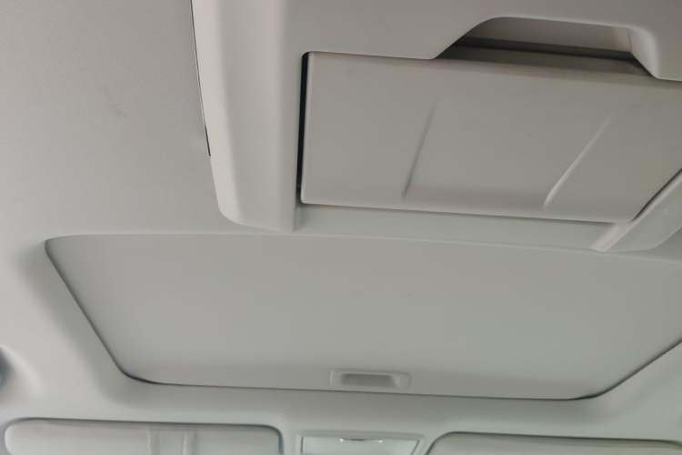 Used Honda Odyssey 2015 2.4L Supreme Edition Headliner