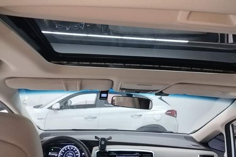 Used Honda Odyssey 2015 Revised 2.4L Luxury Edition Headliner