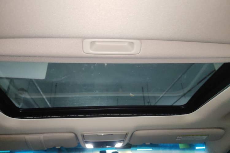 Used Honda Odyssey 2015 Updated Version 2.4L Smart Edition Headliner