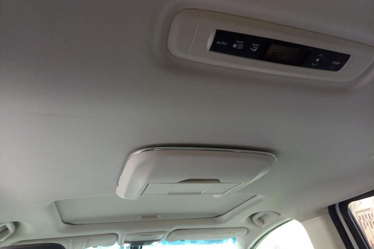 Used Honda Odyssey 2015 Revised Version 2.4L Supreme Edition Headliner
