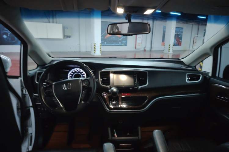 Used Honda Odyssey 2015 Revised Version 2.4L Supreme Edition Headliner