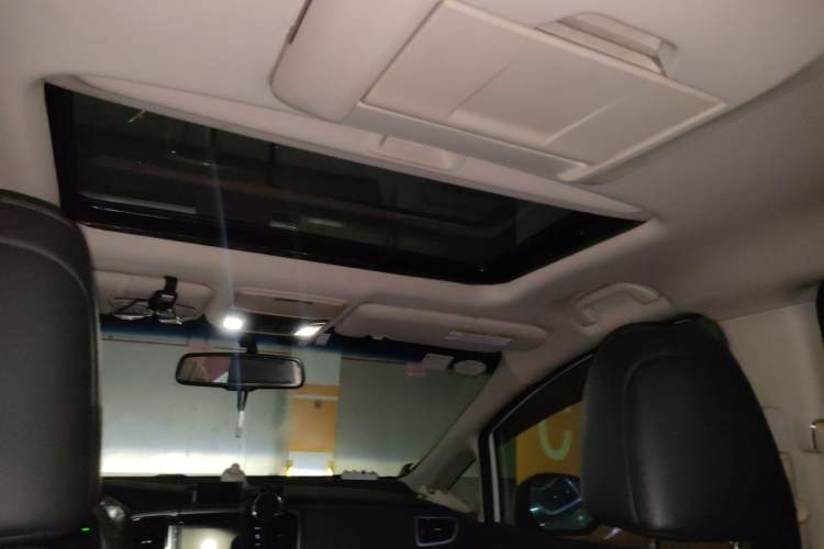 Used Honda Odyssey 2015 2.4L Supreme Edition Headliner