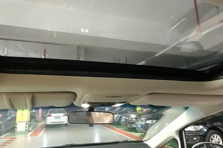 Used Honda Odyssey 2015 2.4L Smart Edition Headliner