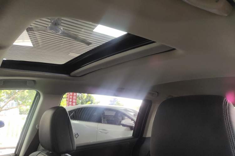 Used Honda Odyssey 2015 Updated Version 2.4L Smart Edition Headliner