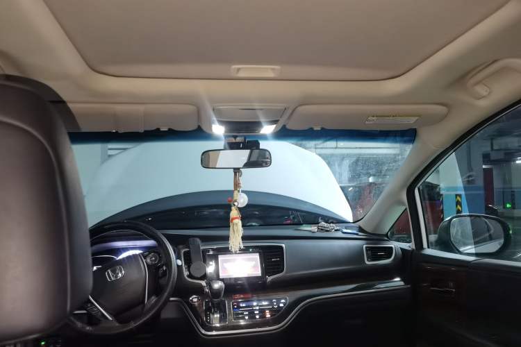 Used Honda Odyssey 2015 2.4L Smart Edition Headliner