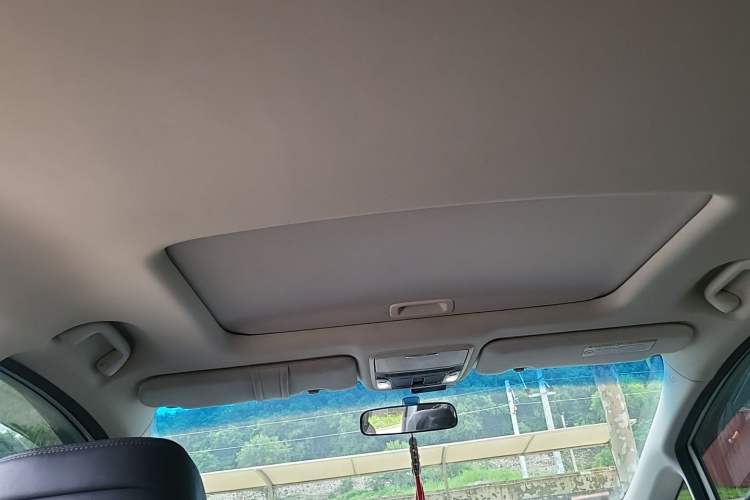 Used Honda Odyssey 2015 Updated Version 2.4L Smart Edition Headliner