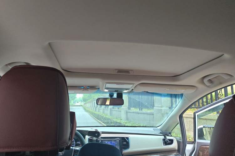 Used Honda Odyssey 2015 Updated Version 2.4L Smart Edition Headliner