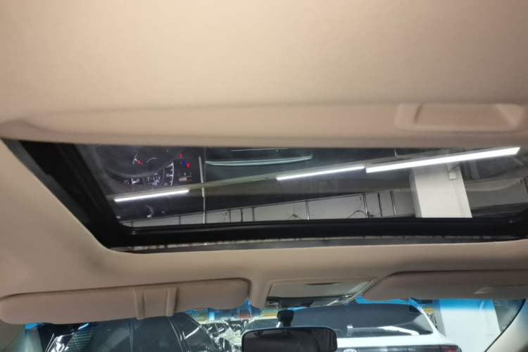 Used Honda Odyssey 2015 Updated Version 2.4L Smart Edition Headliner