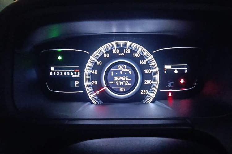 Used Honda Odyssey 2015 Updated Version 2.4L Smart Edition Instrument Cluster