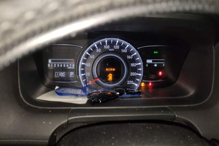 Used Honda Odyssey 2015 2.4L Supreme Edition Instrument Cluster