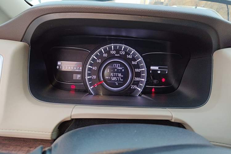 Used Honda Odyssey 2015 2.4L Luxury Edition Instrument Cluster