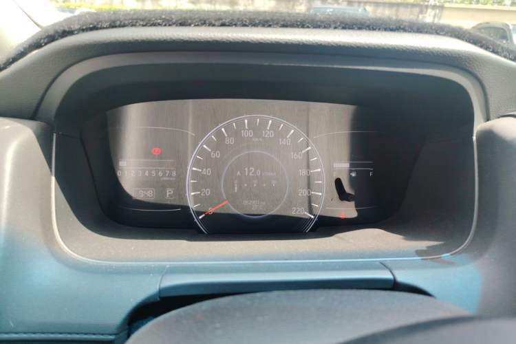 Used Honda Odyssey 2015 2.4L Supreme Edition Instrument Cluster