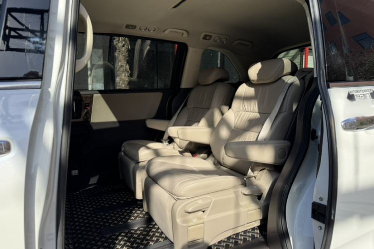 Used Honda Odyssey 2015 2.4L Smart Edition Interior 12