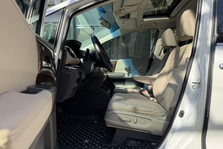 Used Honda Odyssey 2015 2.4L Smart Edition Interior 2