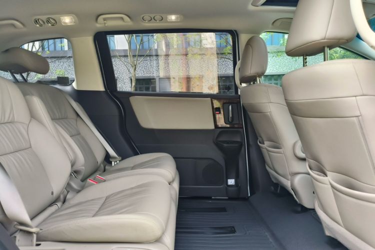 Used Honda Odyssey 2015 2.4L Smart Edition Interior 3