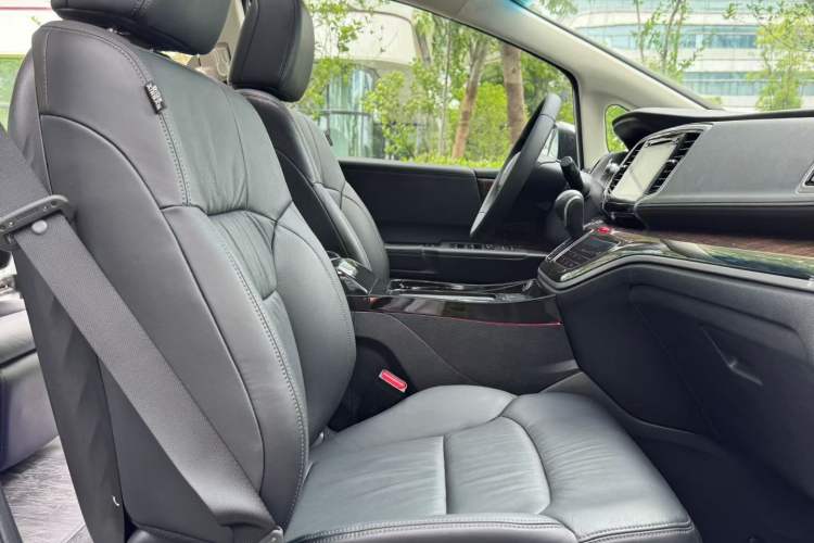 Used Honda Odyssey 2015 2.4L Smart Edition Interior 4