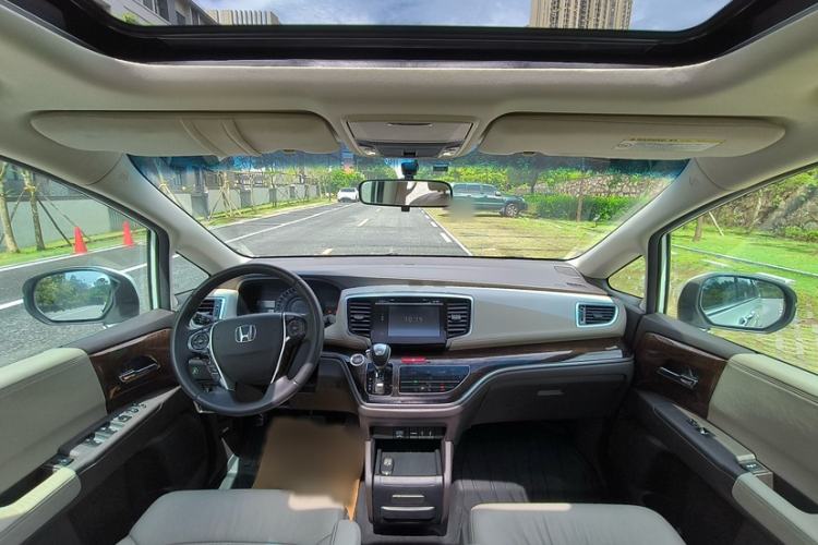 Used Honda Odyssey 2015 2.4L Smart Edition Interior 5
