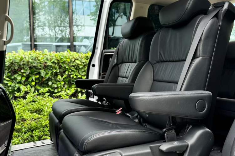 Used Honda Odyssey 2015 2.4L Smart Edition Interior 5