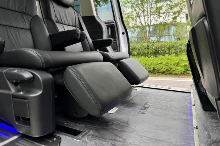 Used Honda Odyssey 2015 2.4L Smart Edition Interior 7