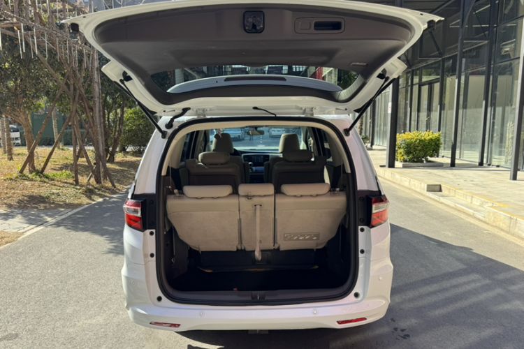 Used Honda Odyssey 2015 2.4L Smart Edition Interior 9