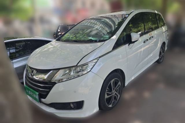 Used Honda Odyssey 2015 Updated Version 2.4L Smart Edition