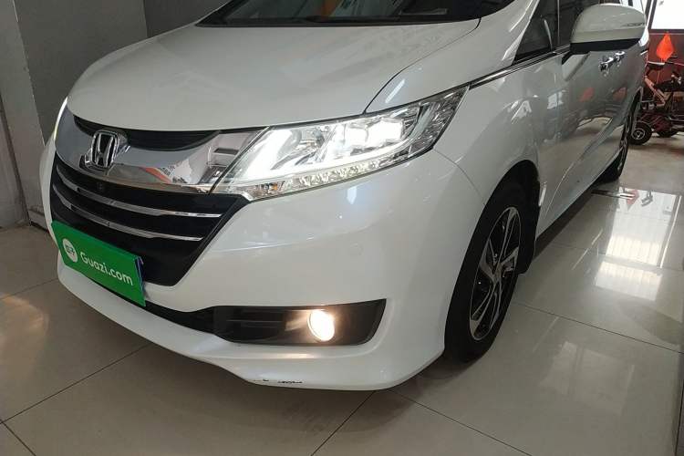 Used Honda Odyssey 2015 2.4L Supreme Edition Left Front Headlight