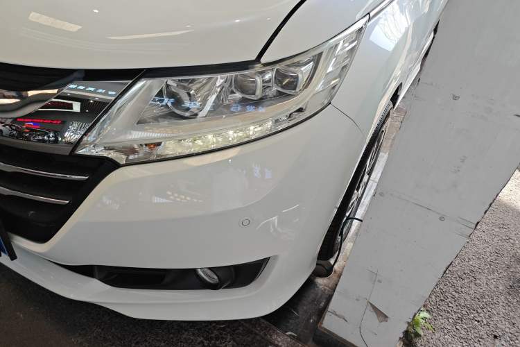Used Honda Odyssey 2015 Revised Version 2.4L Supreme Edition Left Front Headlight