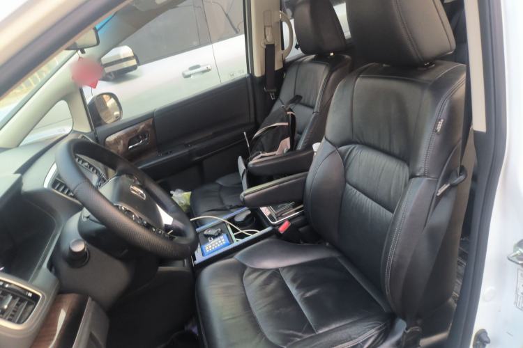 Used Honda Odyssey 2015 Updated Version 2.4L Smart Edition Left Front Seat
